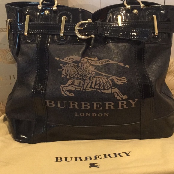 Burberry tote - Picture 2 of 14